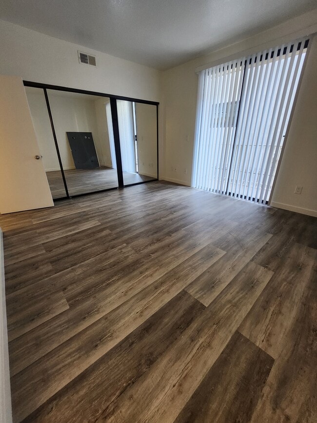 Master Bedroom - 1150 Granville Ave
