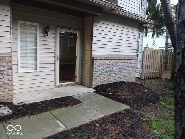Building Photo - 8102 Windham Lake Way