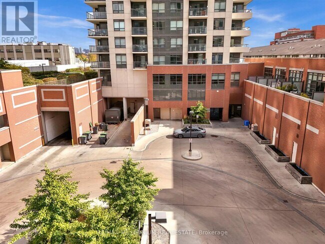 Photo du bâtiment - 1410 Dupont St