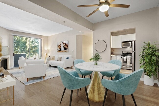 Interior Photo - Madison Hancock Park