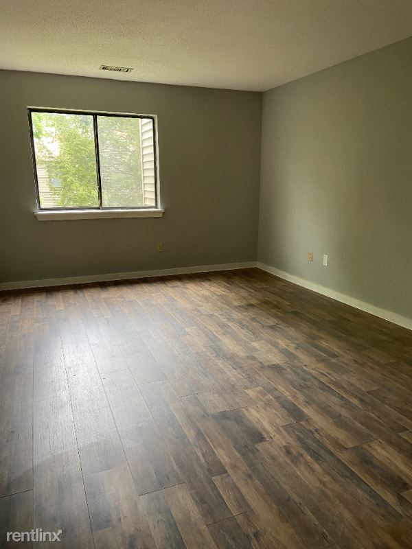 Foto del edificio - 1230 Farmington Ave