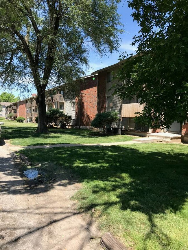 Foto del edificio - Bethany Park Plaza