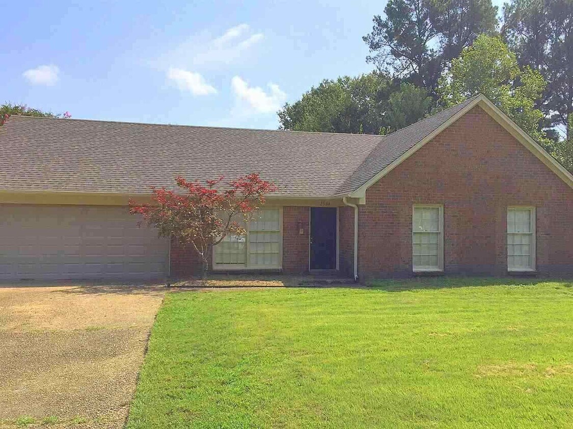 Primary Photo - 2534 Mimosa Tree Dr
