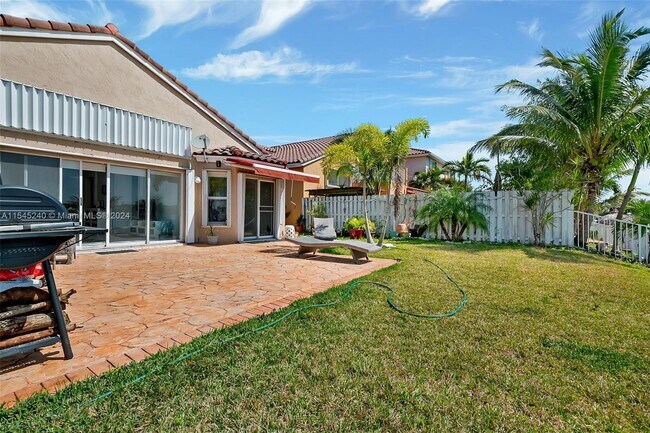 Foto del edificio - 13424 SW 144th Terrace