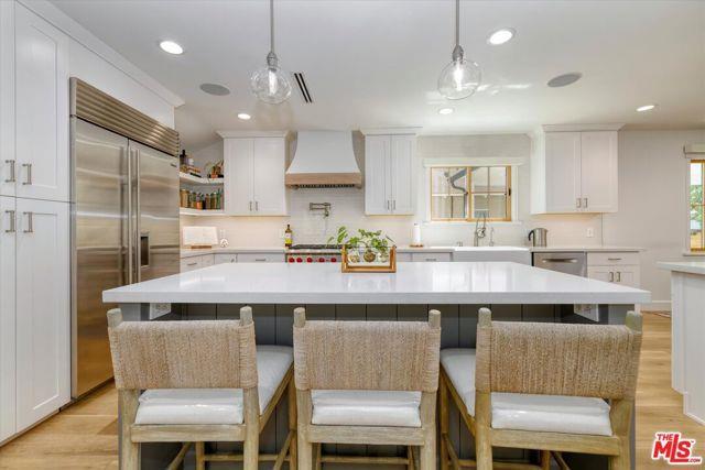 Foto del edificio - 830 N Reese Pl