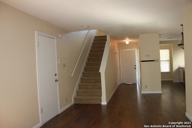 Building Photo - 5018 Kenton Trace