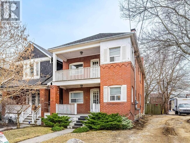 Building Photo - 29 Snowdon Ave