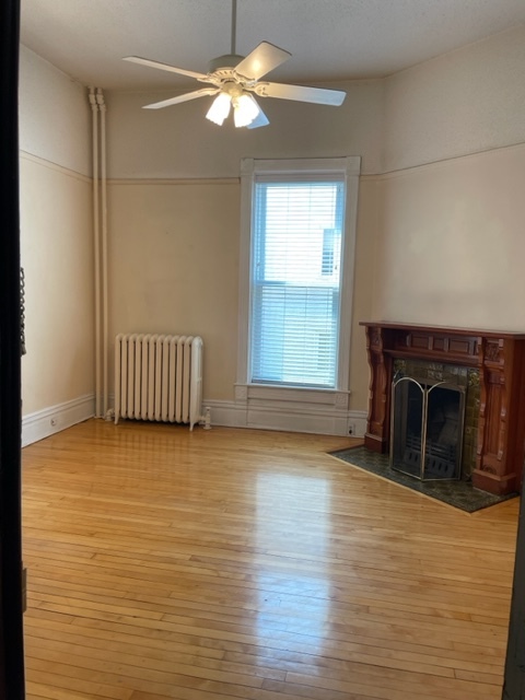 Foto del edificio - 2726 DuPont Ave S