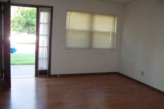 Foto del edificio - 111 Pin Oak Dr