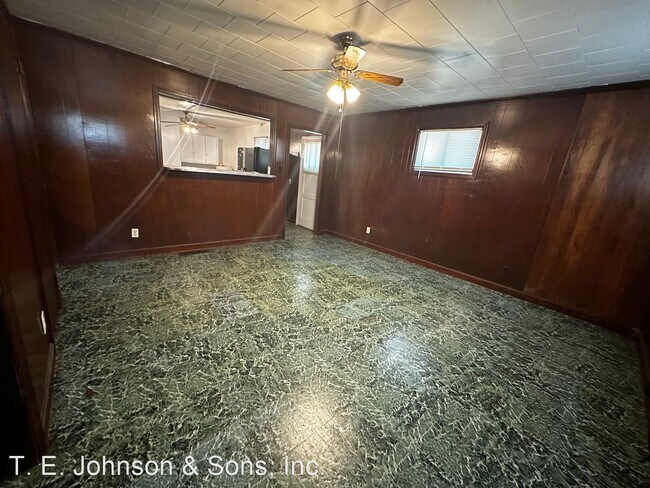 Building Photo - 3 br, 1 bath House - 708 W 26th