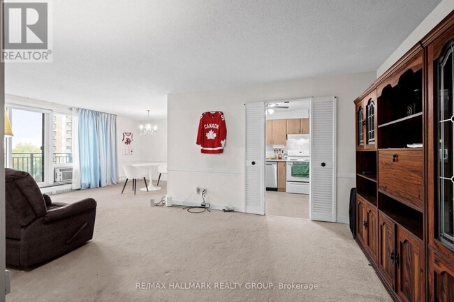 Photo du bâtiment - 1485 Baseline Rd