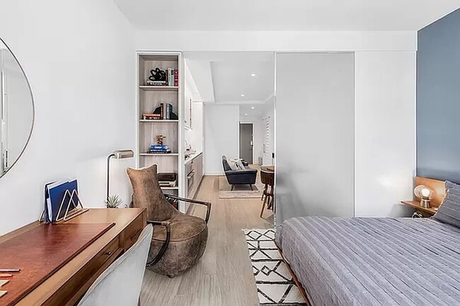 Foto del edificio - 572 Eleventh Avenue