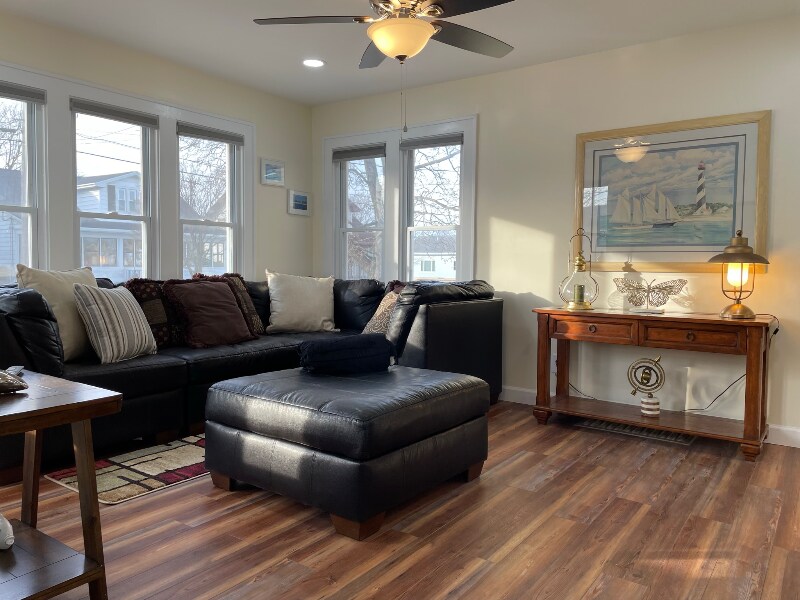 1815 Madison St Unit Downstairs, Two Rivers, WI 54241 Room for Rent