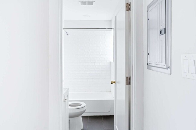 Foto del edificio - Studio Apartment for Rent- Prime West Philadelphia Location!