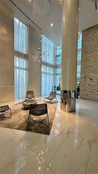 Foto del edificio - 41 SE 5th St