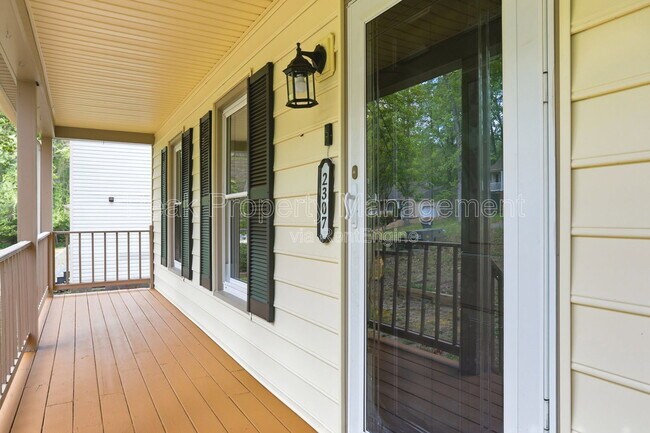 Foto del edificio - 2307 Providence Creek Rd