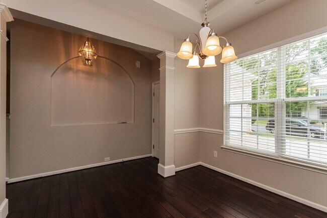 Building Photo - 17300 Hampton Trace Rd