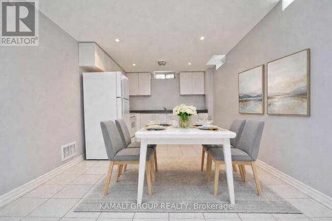 Building Photo - 175 Estate Garden Dr