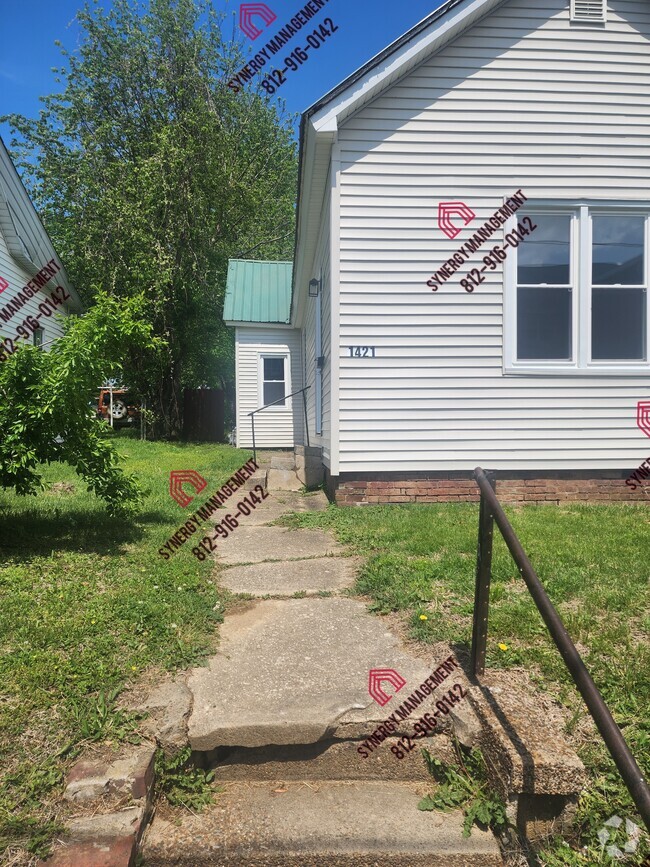 Building Photo - 1421 Clay St