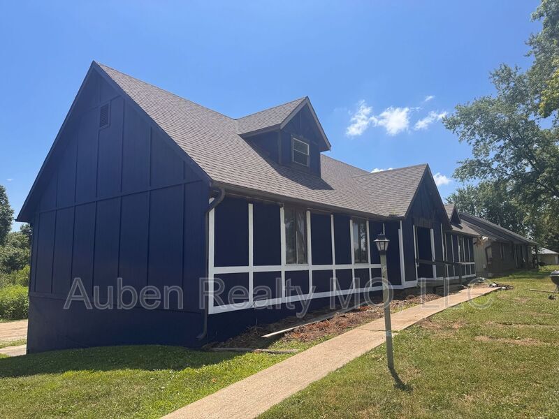 Foto del edificio - 11763 Wood Oak Ave