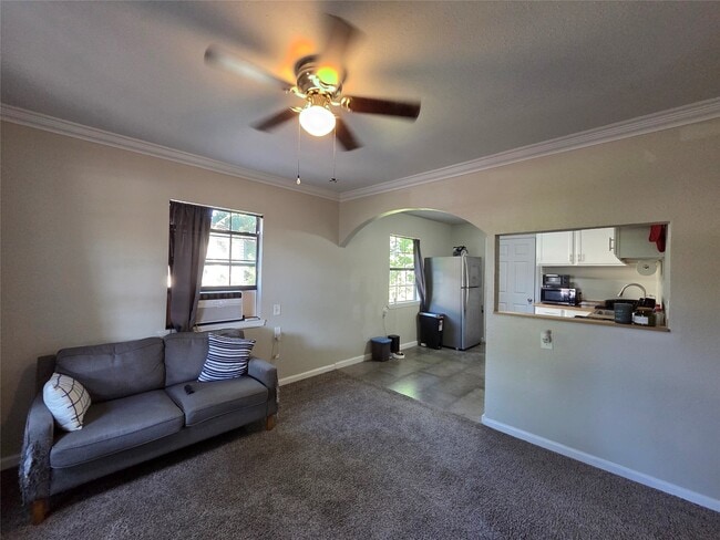 Foto del edificio - 10209 Palestine St