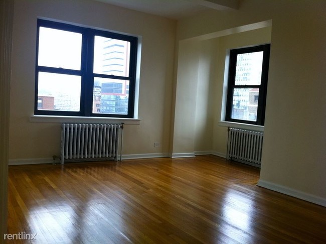 Building Photo - 900 Amsterdam Ave