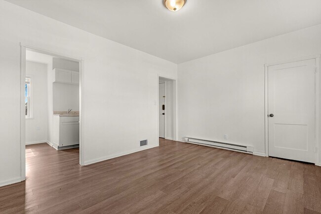 Foto del edificio - 611 Maude Ave