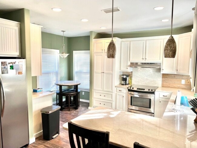 Building Photo - Co Rd 55