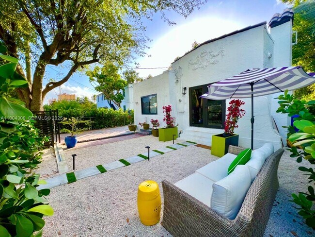 Foto del edificio - 8280 NE 1st Pl