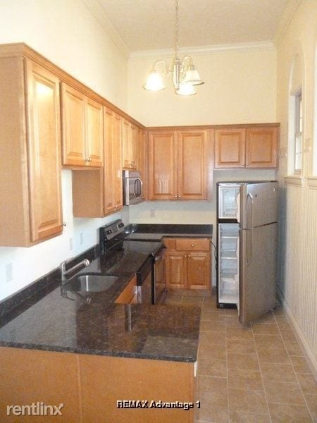 Building Photo - 2 br, 1 bath Condo - 13 Dartmouth St