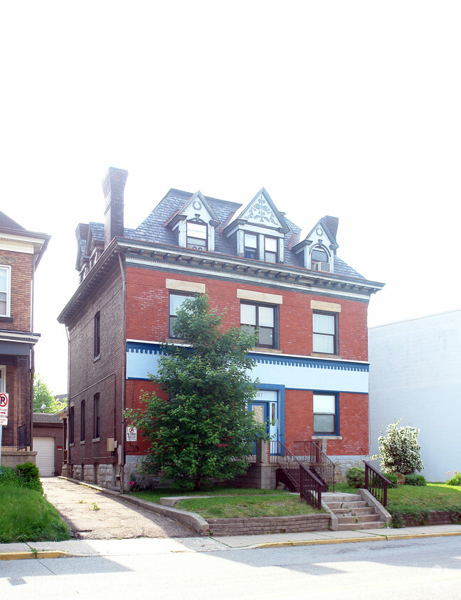 Foto principal - 807 S Millvale Ave