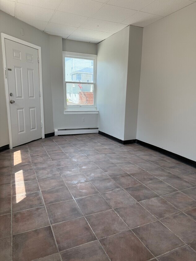 Foto principal - 75 Lodi St