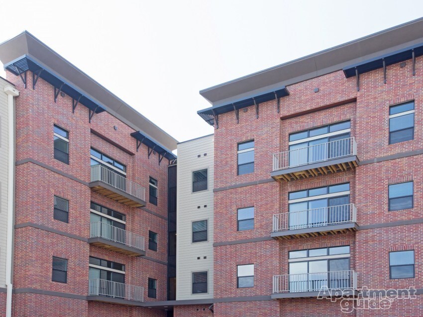 Foto principal - 1243 E Cherry St