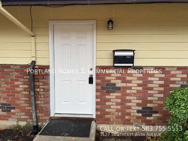 Photo - 1427 SE 85th Ave Apartment