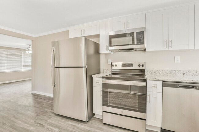 Foto del edificio - 3447 Jackson Dr