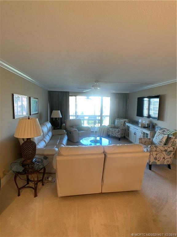 Foto del edificio - 3792 NE Ocean Blvd