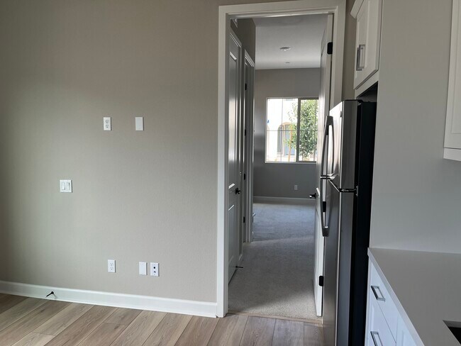 Foto del edificio - 607 Gateway Ln