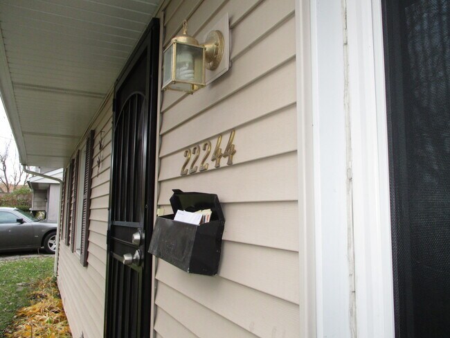 Building Photo - 22244 Peach Tree Ave