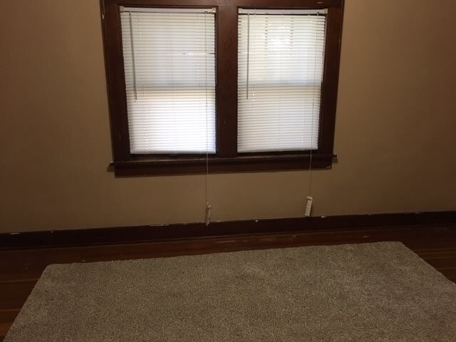 122 W 7th Ave Unit 1 Mitchell Sd 57301 Apartment For In Building Photo 122 W 7th Ave