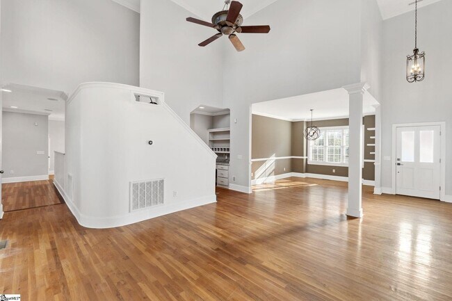 Foto del edificio - 403 Mossy Ledge Ln
