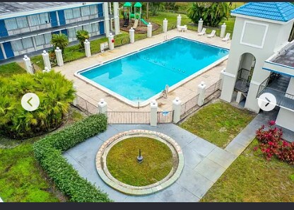 Foto principal - 4645 N Socrum Loop Rd