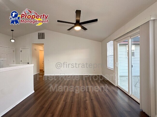 Building Photo - 16470 N Elderberry Cir