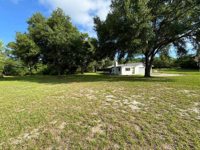 Foto del edificio - Beautiful Country Setting