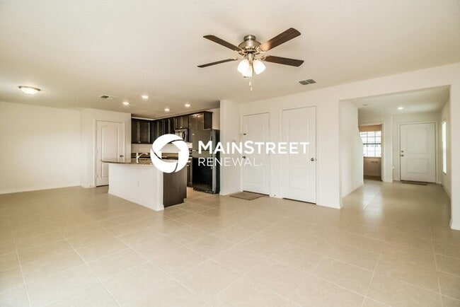 Building Photo - 4 Bedroom Pet-Friendly Home in Lakeland, F...