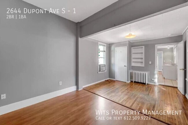 Foto del edificio - 2644 Dupont Ave S