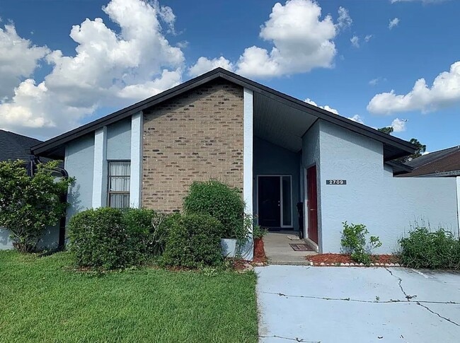 Building Photo - 2709 Shadybranch Dr