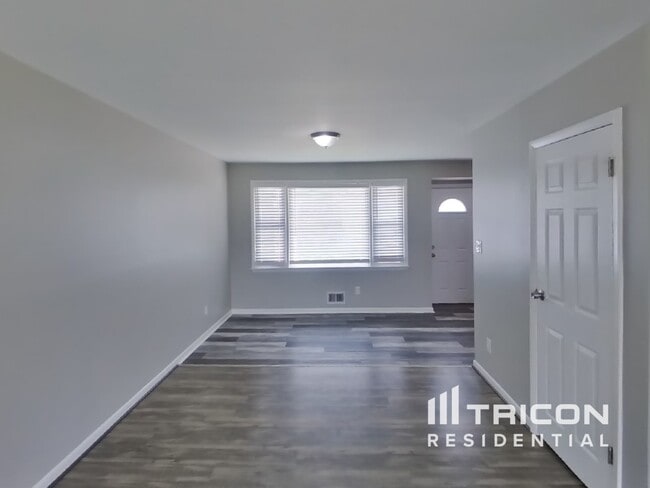 Foto del edificio - 8501 Oakleigh Rd
