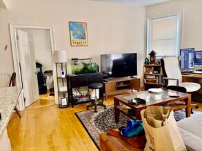 Building Photo - 281 Harvard St