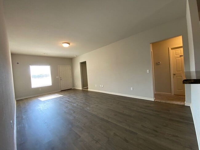 Foto del edificio - 2280 Centennial Valley Dr