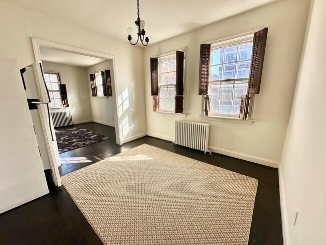 Foto del edificio - 1300 N Hudson St